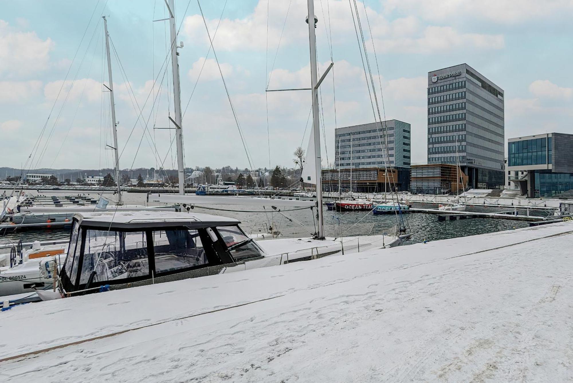 Port Marine With Sea View By Renters Gdynia
